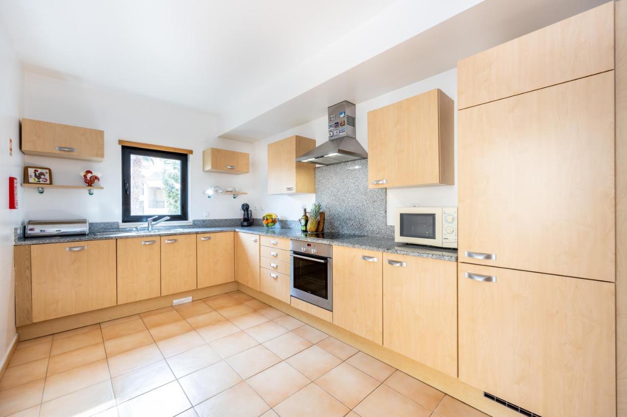Praia Da Luz Monique Apartment Экстерьер фото